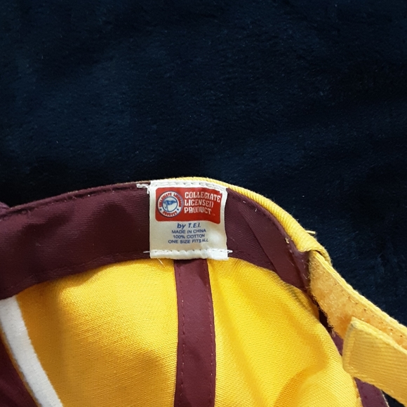 Hat - Picture 4 of 4